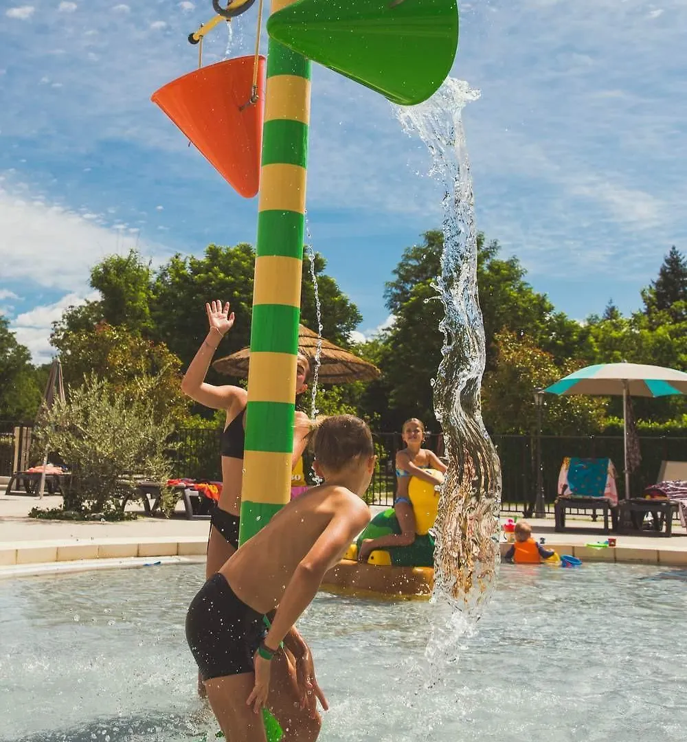 Camping La Grand'Terre 4 Etoiles - Linge De Maison Inclus - Clim - Tv - Plancha - Lave-Vaisselle - 4 Personnes 2 Chambres Ruoms Campeggio